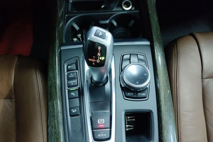 Used BMW X5 2014 xDrive35i Luxury Edition Gear Lever