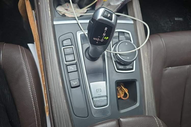 Used BMW X5 2014 xDrive35i Leading Model Gear Lever