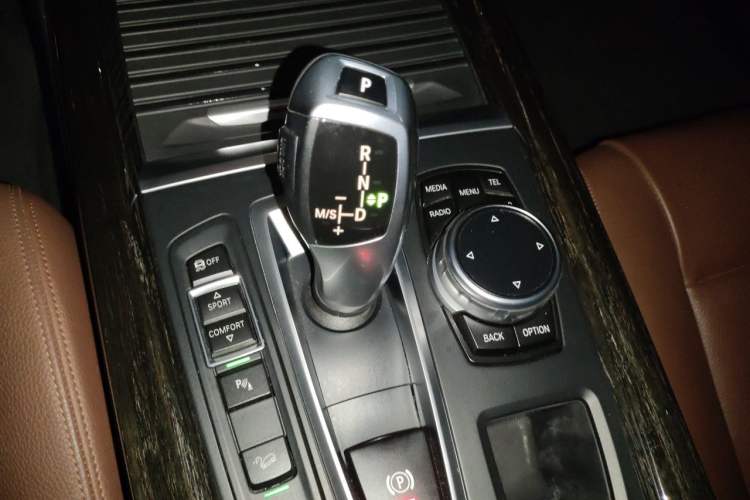 Used BMW X5 2014 xDrive35i Leading Model Gear Lever