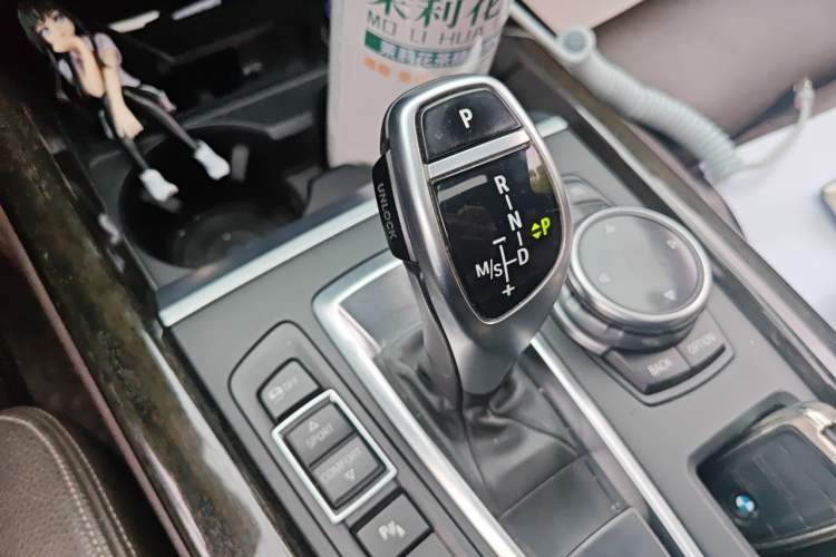 Used BMW X5 2014 xDrive35i Luxury Edition Gear Lever