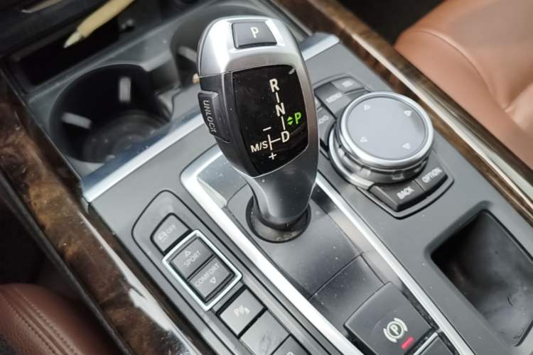 Used BMW X5 2014 xDrive35i Elegant Edition Gear Lever