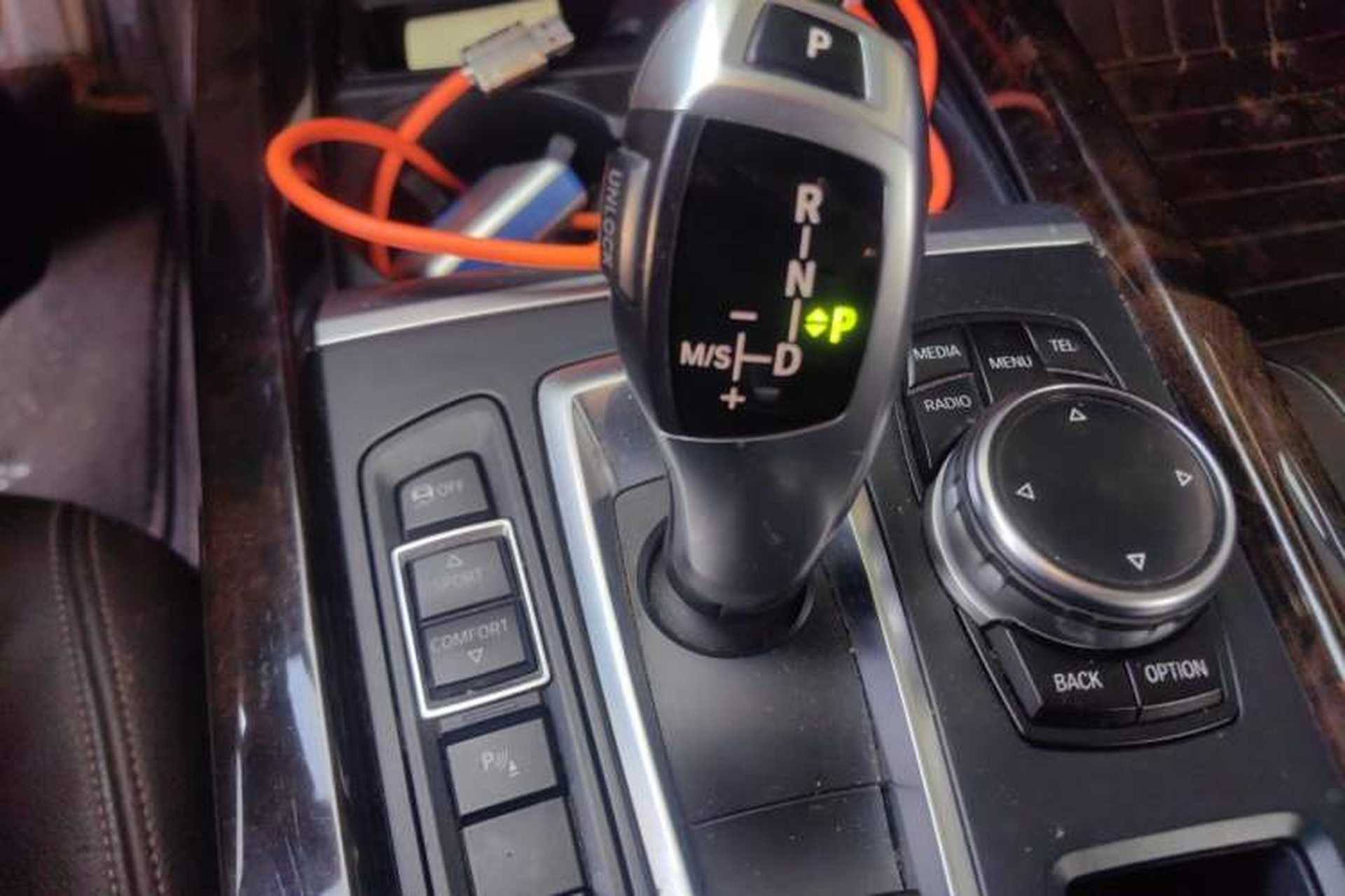 Used BMW X5 2014 xDrive35i Elegant Edition Gear Lever