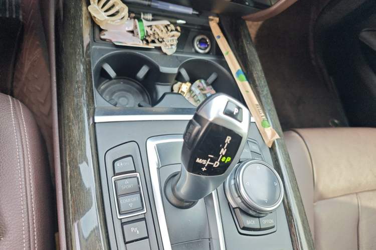 Used BMW X5 2014 xDrive35i Elegant Edition Gear Lever