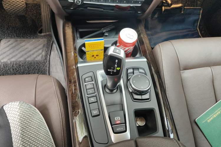 Used BMW X5 2014 xDrive35i Elegant Edition Gear Lever