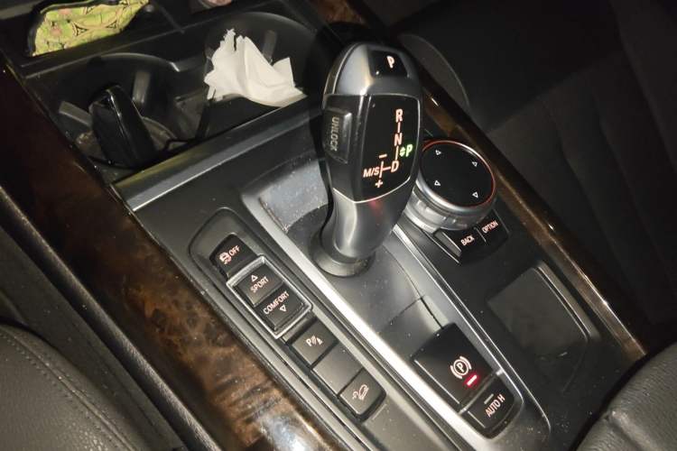 Used BMW X5  Gear Lever