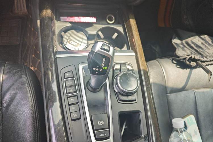 Used BMW X5 2014 xDrive35i Elegant Edition Gear Lever