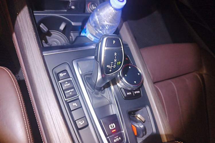 Used BMW X5 2014 xDrive35i Luxury Edition Gear Lever