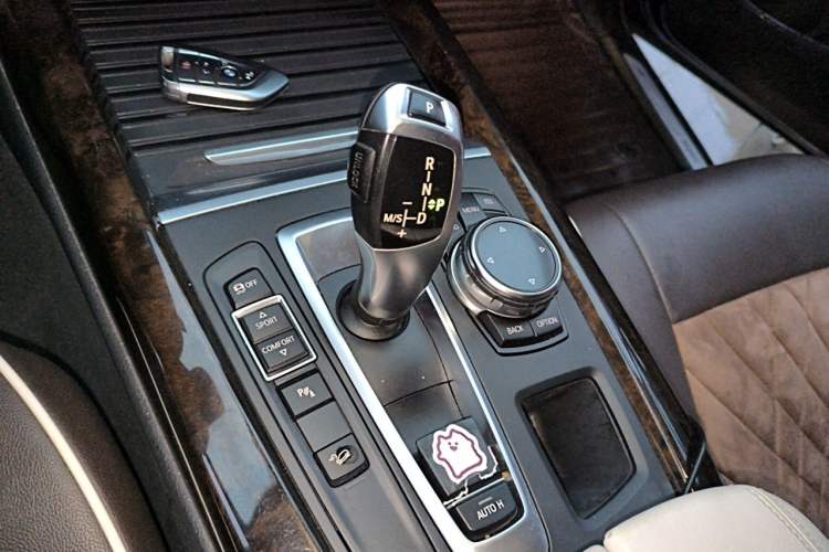 Used BMW X5  Gear Lever