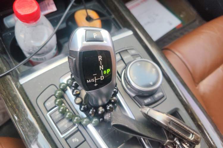 Used BMW X5  Gear Lever