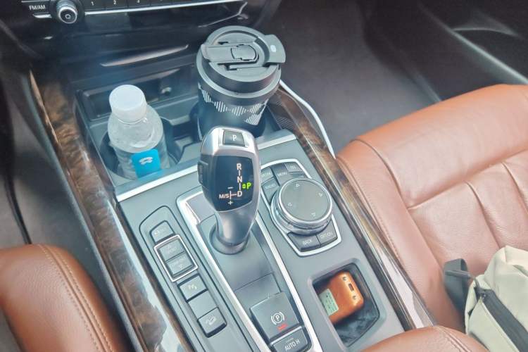 Used BMW X5 2014 xDrive35i Elegant Edition Gear Lever