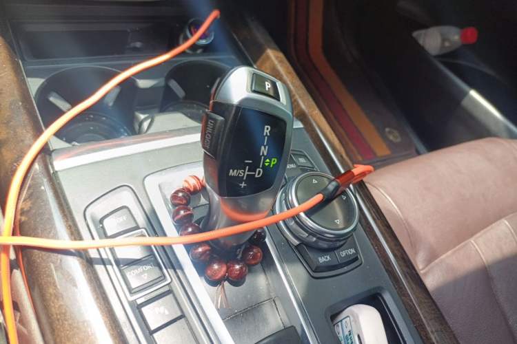 Used BMW X5 2014 xDrive35i Elegant Edition Gear Lever