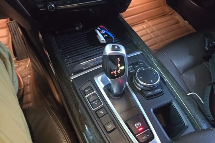 Used BMW X5 2014 xDrive35i Leading Model Gear Lever