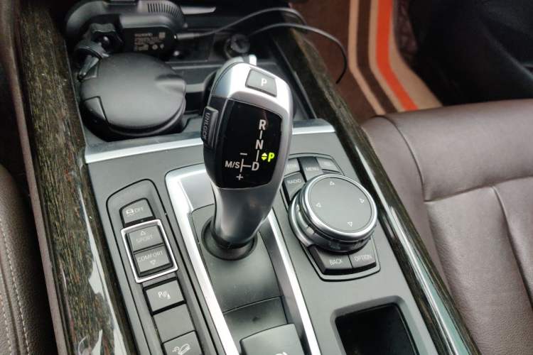 Used BMW X5 2014 xDrive35i Luxury Edition Gear Lever