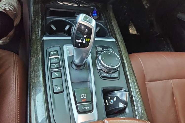 Used BMW X5 2014 xDrive35i Leading Model Gear Lever