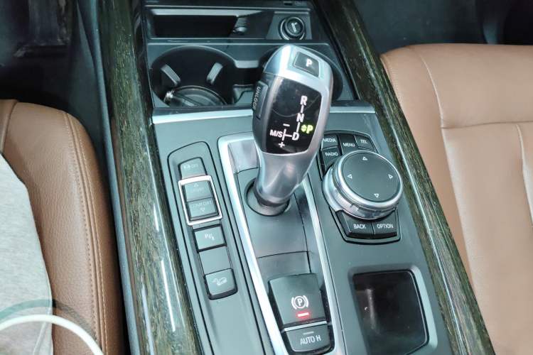 Used BMW X5 2014 xDrive35i Leading Model Gear Lever