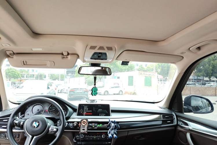 Used BMW X5 2014 xDrive35i Leading Model Headliner