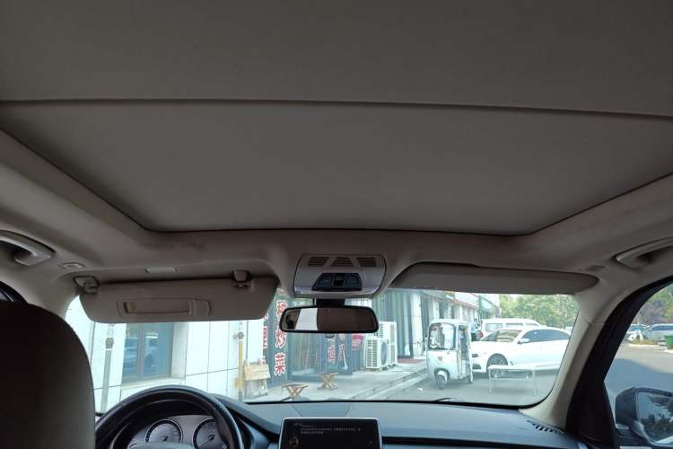 Used BMW X5 2014 xDrive35i Leading Model Headliner