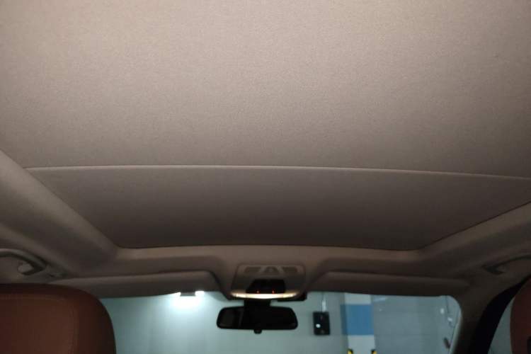 Used BMW X5 2014 xDrive35i Leading Model Headliner