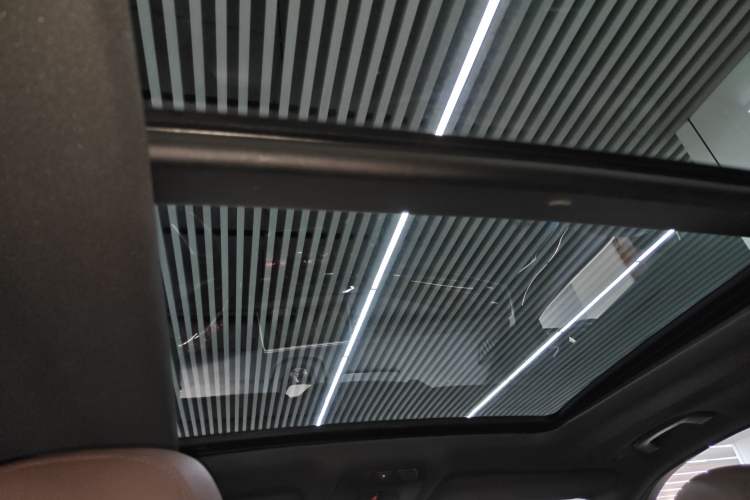 Used BMW X5 2014 xDrive35i Elegant Edition Headliner