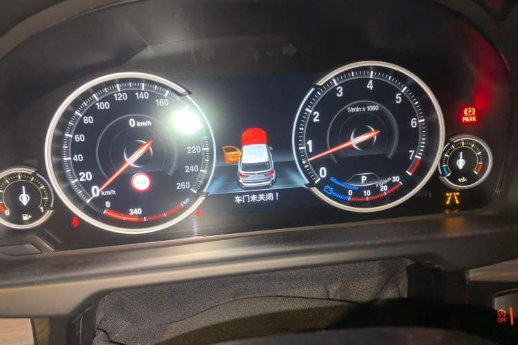 Used BMW X5 2014 xDrive35i Luxury Edition Instrument Cluster