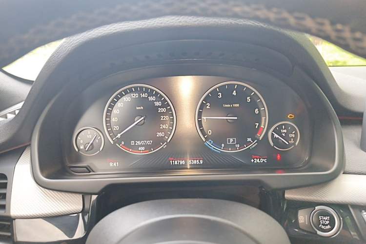 Used BMW X5  Instrument Cluster
