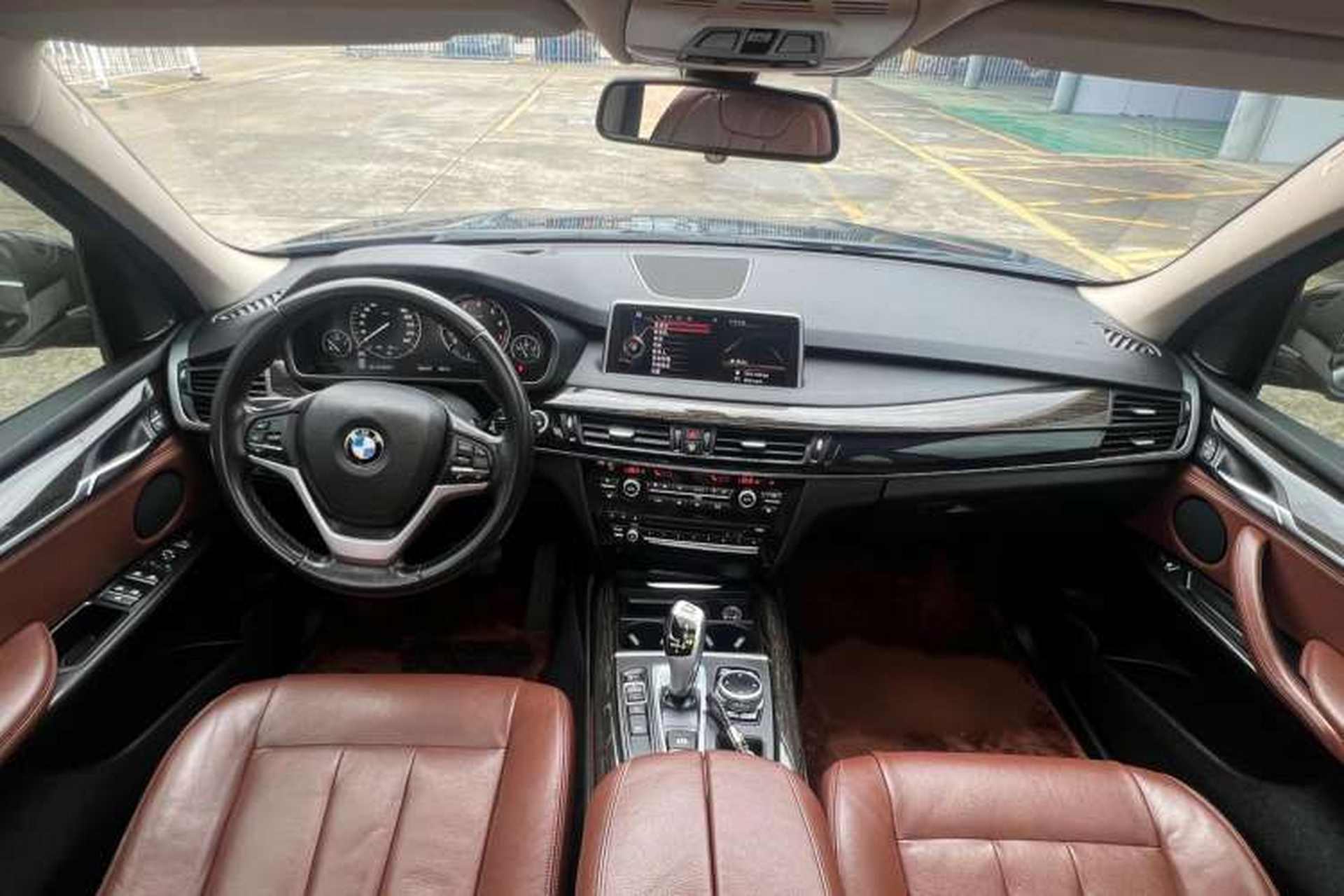 Used BMW X5 2014 xDrive35i Luxury Edition Interior 2