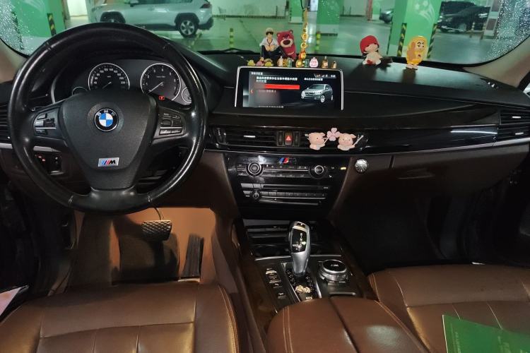 Used BMW X5 2014 xDrive35i Elegant Edition Interior 2