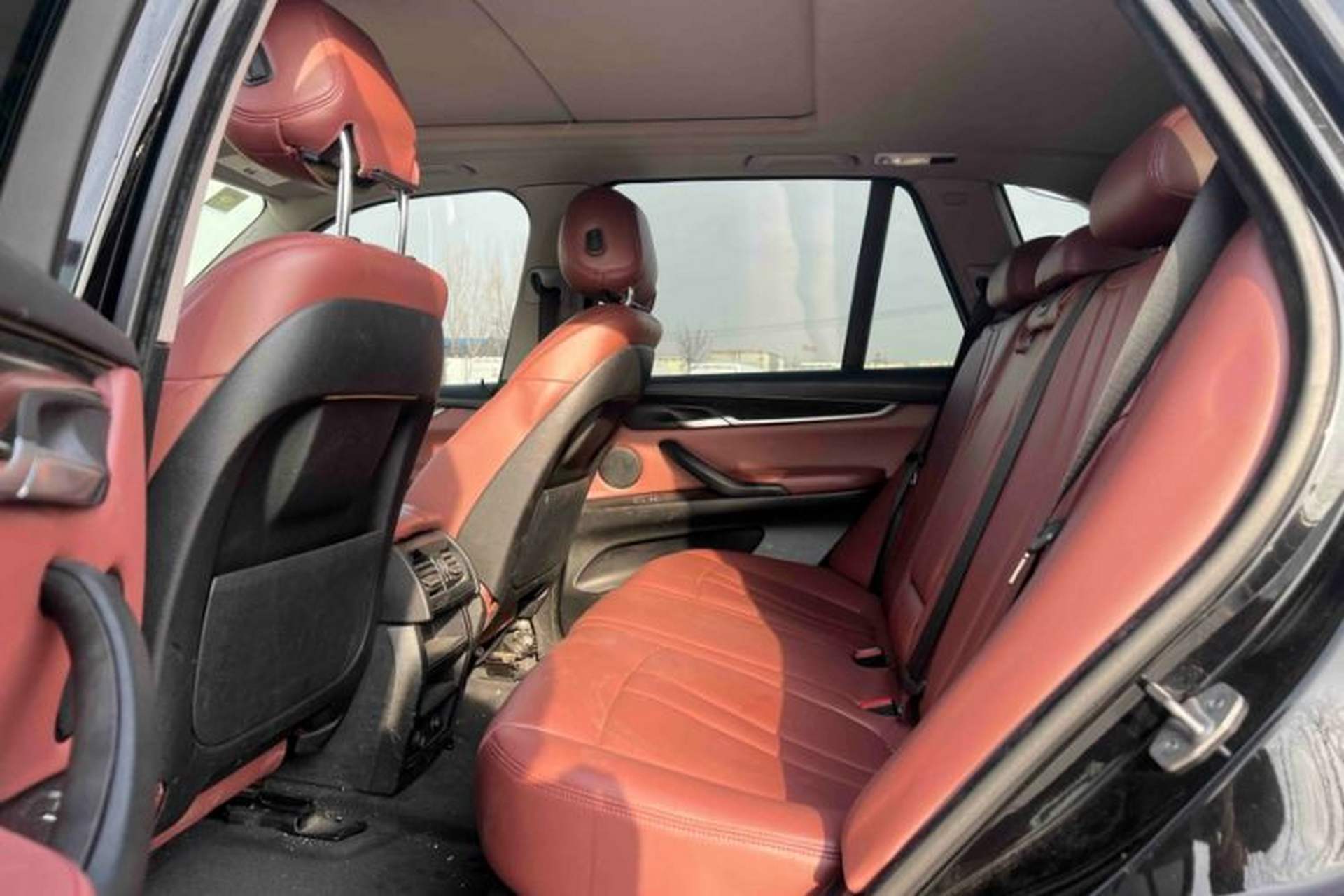 Used BMW X5 2014 xDrive35i Gasoline 5-seater U.S. specification Interior 4