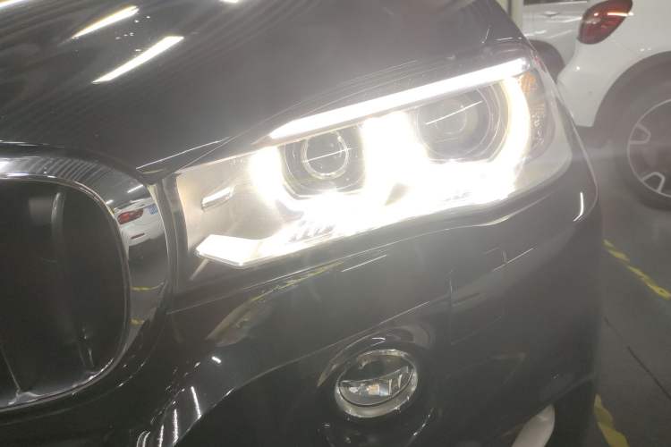 Used BMW X5 2014 xDrive35i Luxury Edition Left Front Headlight