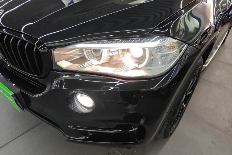 Used BMW X5 2014 xDrive35i Elegant Edition Left Front Headlight