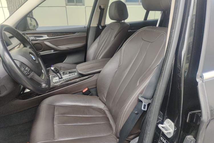 Used BMW X5 2014 xDrive35i Elegant Edition Left Front Seat