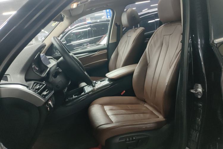 Used BMW X5 2014 xDrive35i Luxury Edition Left Front Seat