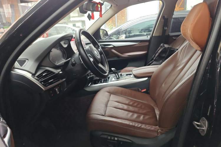 Used BMW X5  Left Front Seat
