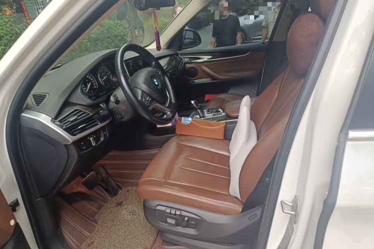 Used BMW X5 2014 xDrive35i Leading Model Left Front Seat