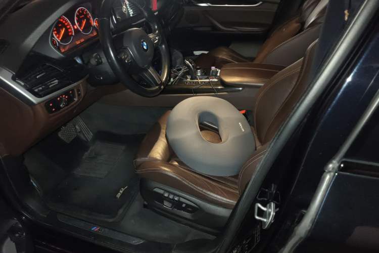 Used BMW X5 2014 xDrive35i Luxury Edition Left Front Seat