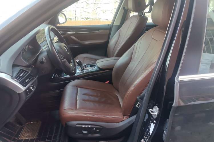 Used BMW X5 2014 xDrive35i Elegant Edition Left Front Seat