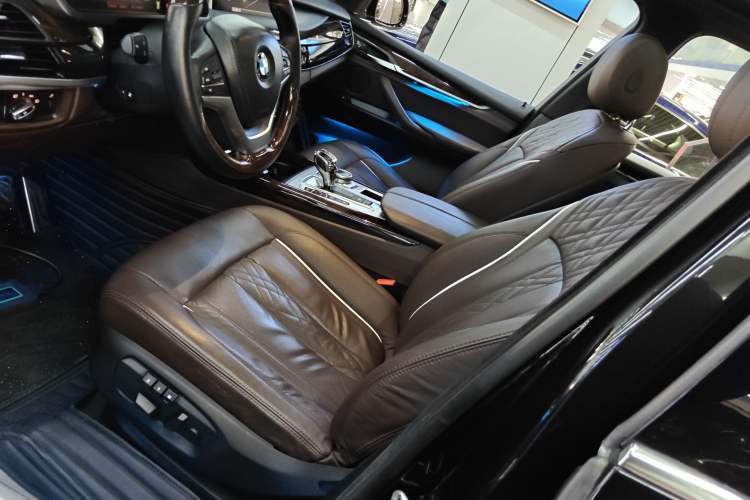 Used BMW X5 2014 xDrive35i Elegant Edition Left Front Seat