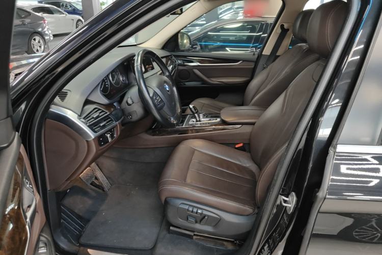 Used BMW X5 2014 xDrive35i Elegant Edition Left Front Seat