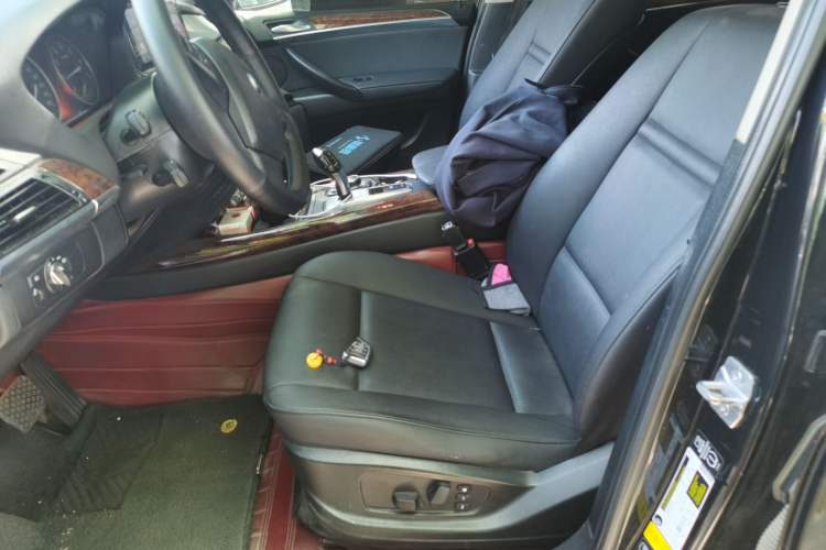 Used BMW X5  Left Front Seat