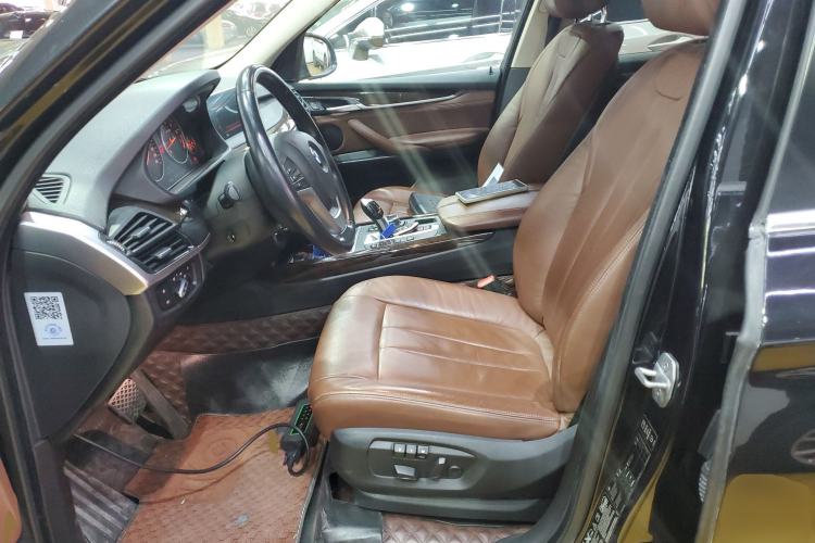 Used BMW X5 2014 xDrive35i Elegant Edition Left Front Seat