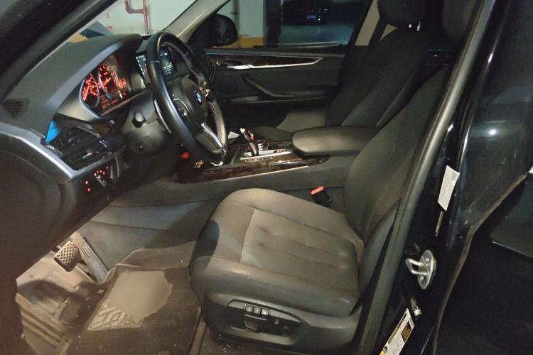 Used BMW X5  Left Front Seat