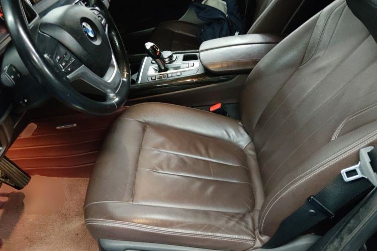 Used BMW X5 2014 xDrive35i Leading Model Left Front Seat