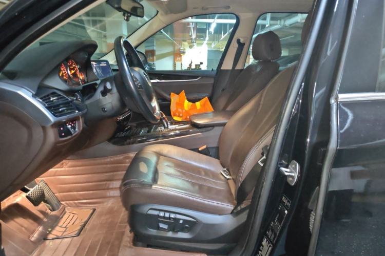 Used BMW X5 2014 xDrive35i Elegant Edition Left Front Seat