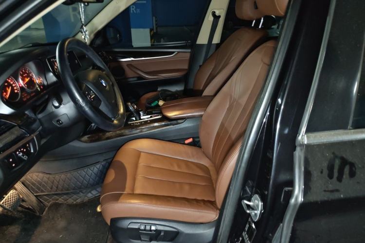 Used BMW X5 2014 xDrive35i Elegant Edition Left Front Seat