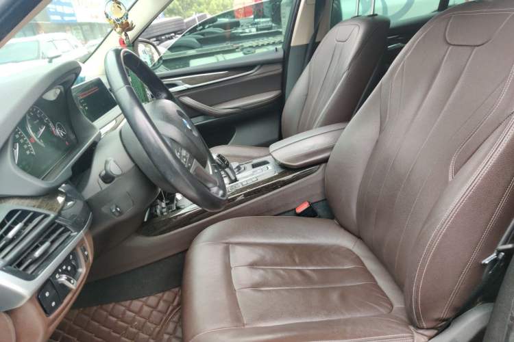 Used BMW X5 2014 xDrive35i Luxury Edition Left Front Seat