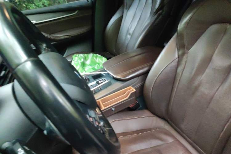 Used BMW X5 2014 xDrive35i Luxury Edition Left Front Seat