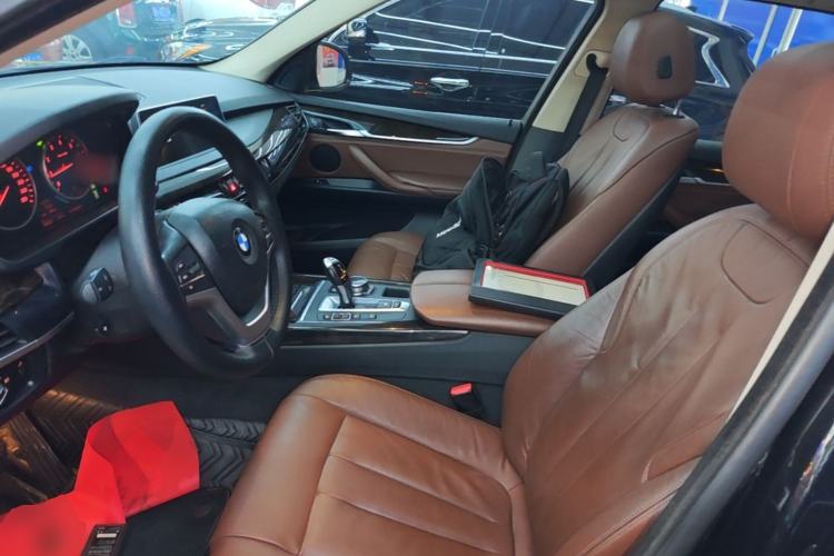 Used BMW X5 2014 xDrive35i Elegant Edition Left Front Seat