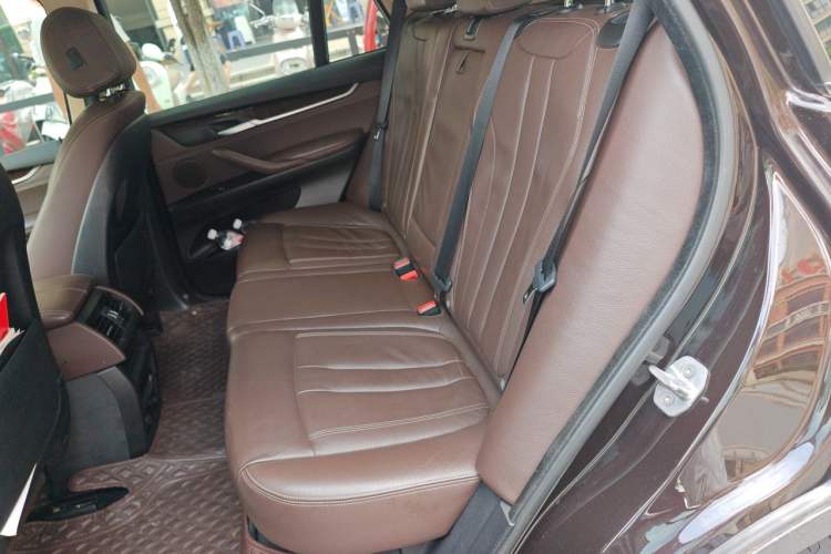 Used BMW X5 2014 xDrive35i Elegant Edition Left Rear Seat