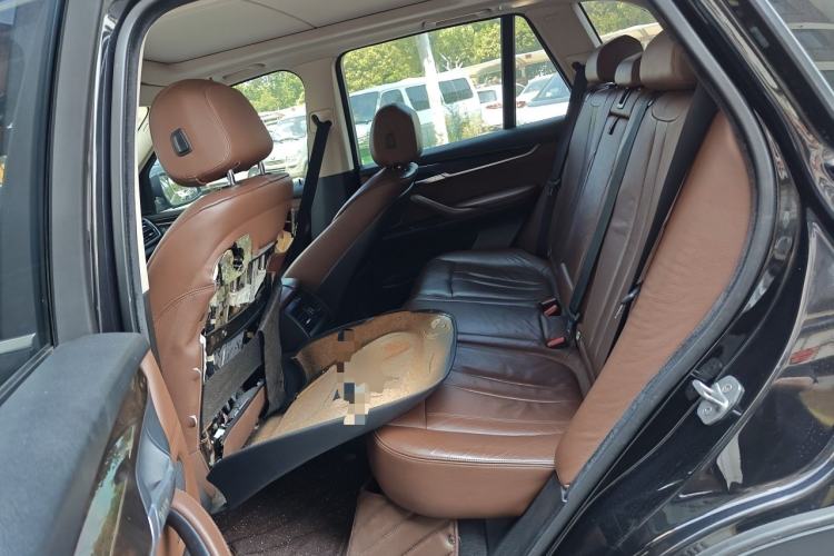 Used BMW X5 2014 xDrive35i Leading Model Left Rear Seat