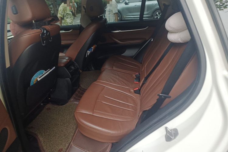 Used BMW X5 2014 xDrive35i Leading Model Left Rear Seat